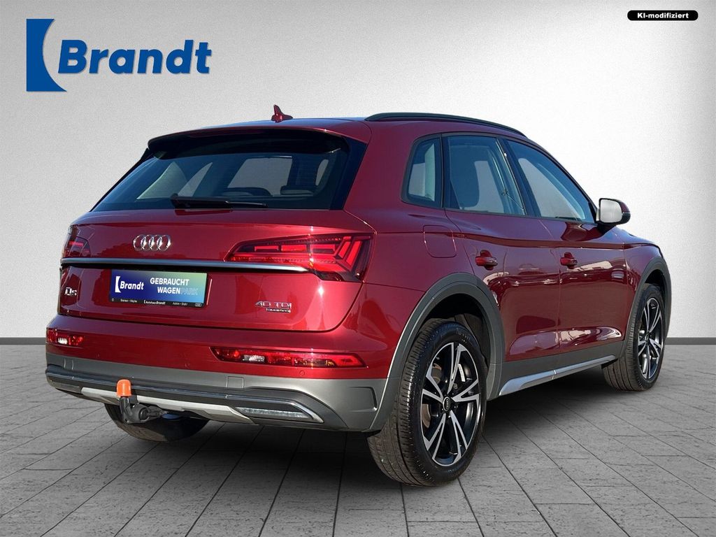 Audi Q5 2022 г. Красный, пробег 55100 км