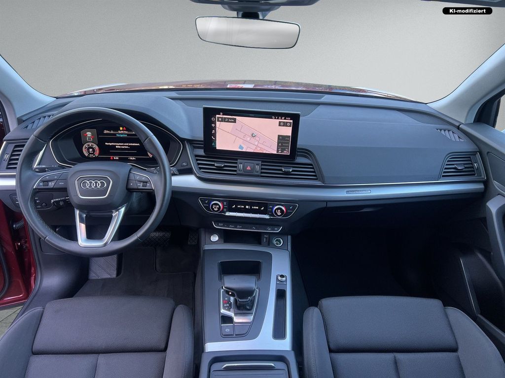 Audi Q5 2022 г. Красный, пробег 55100 км