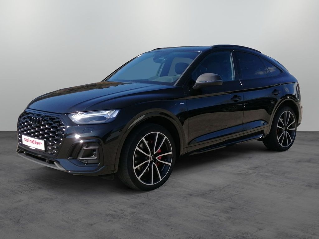 Audi Q5 2023 г. Чёрный, пробег 54900 км