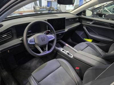 Volkswagen PASSAT VARIANT 2025 г. Чёрный, пробег 26550 км