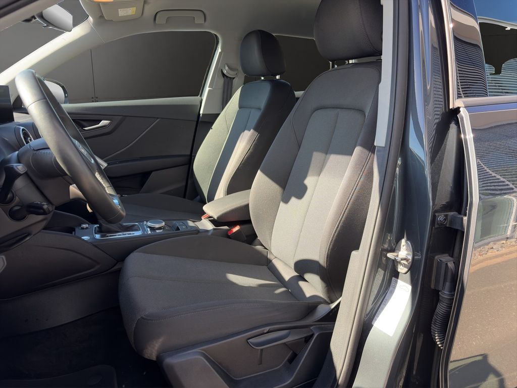 Audi Q2 2023 г. Серый, пробег 47351 км