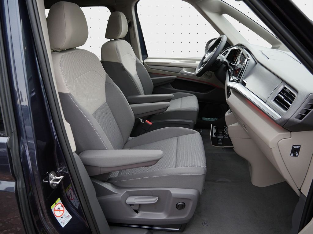 Volkswagen T7 MULTIVAN 2026 г. Синий, пробег 1050 км