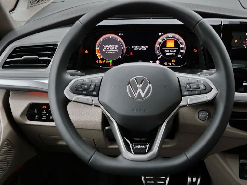 Volkswagen T7 MULTIVAN 2026 г. Синий, пробег 1050 км