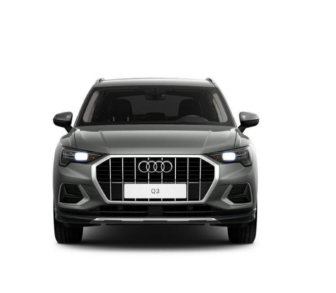 Audi Q3 2024 г. Серый, пробег 30200 км