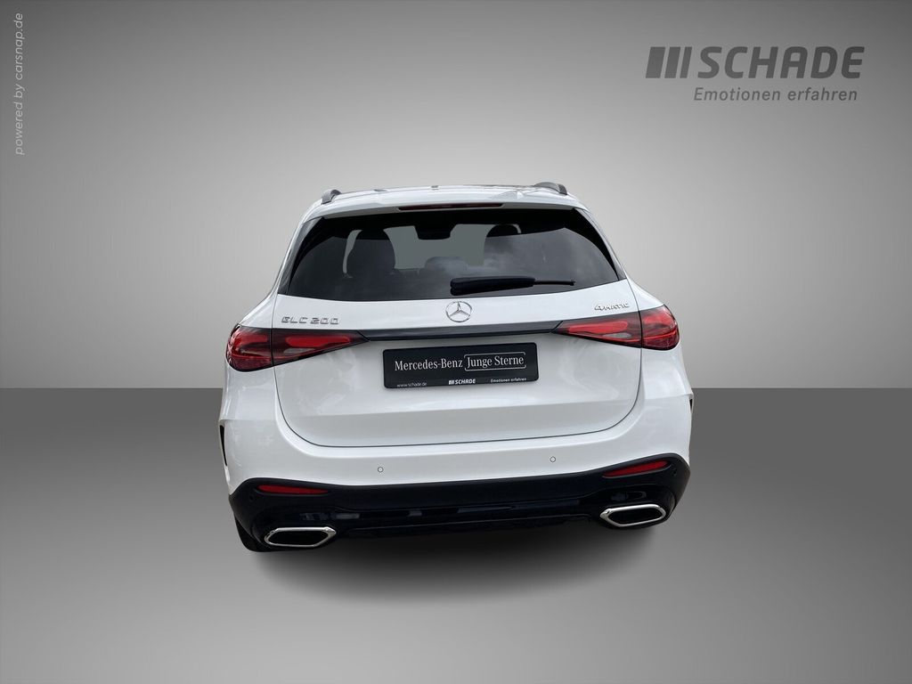 Mercedes-Benz GLC 200 2025 г. Белый, пробег 14737 км
