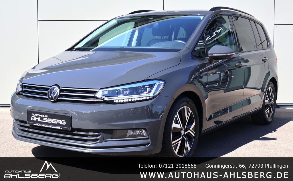 Volkswagen Touran 2024 г. Серый, пробег 35000 км