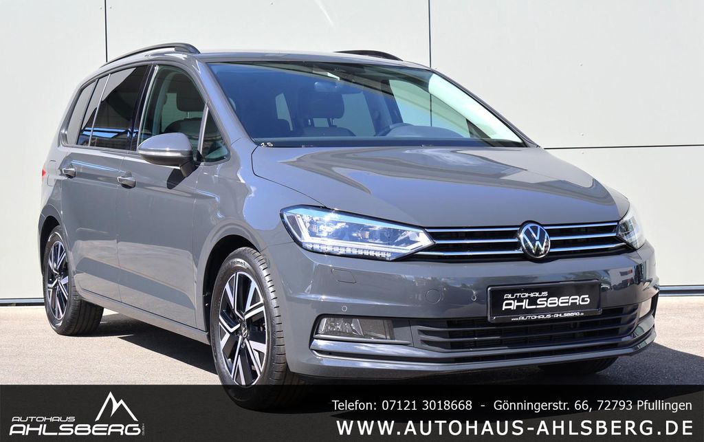 Volkswagen Touran 2024 г. Серый, пробег 35000 км