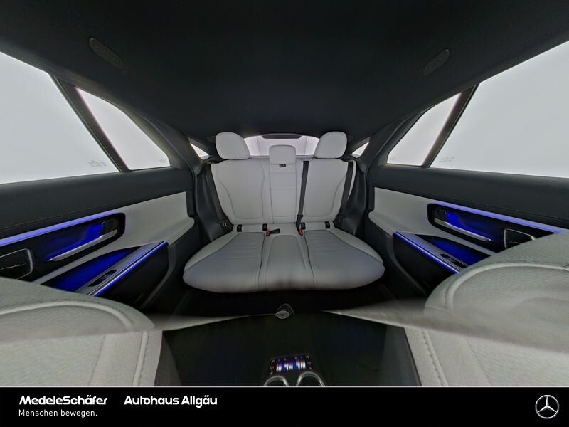 Mercedes-Benz GLC 300 2025 г. Чёрный, пробег 26935 км