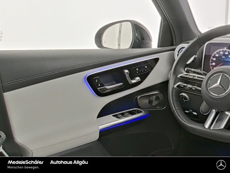 Mercedes-Benz GLC 300 2025 г. Чёрный, пробег 26935 км