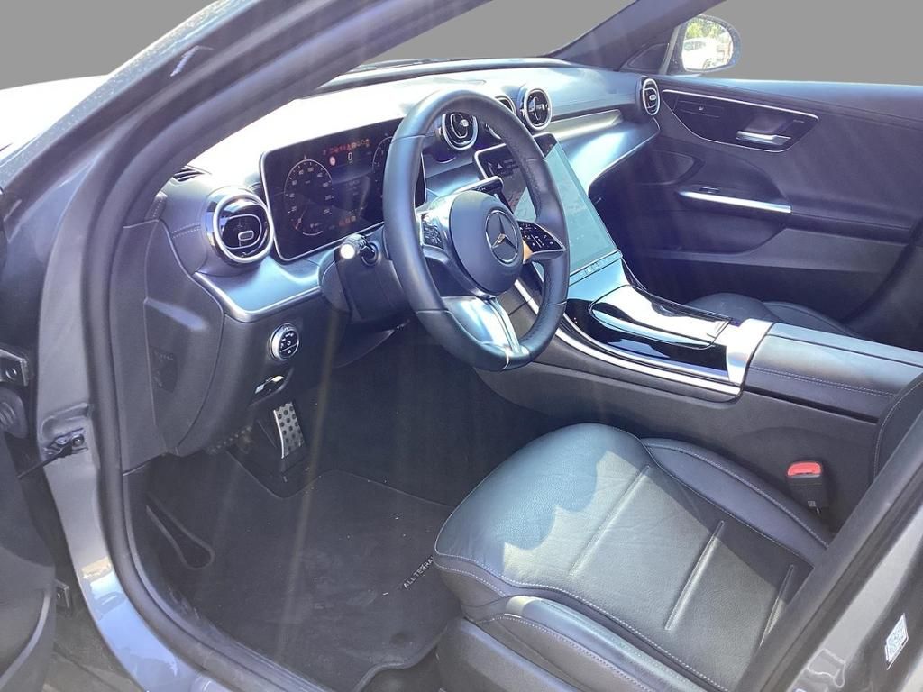 Mercedes-Benz C 200 2025 г. Серый, пробег 6500 км