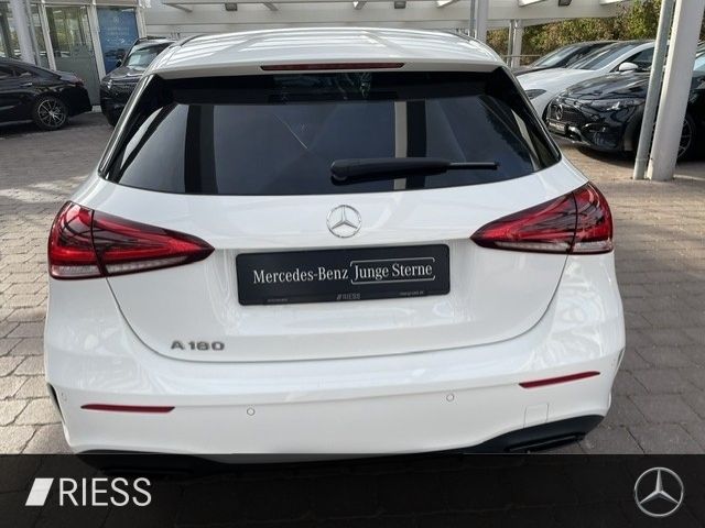 Mercedes-Benz A 180 2021 г. Белый, пробег 49357 км