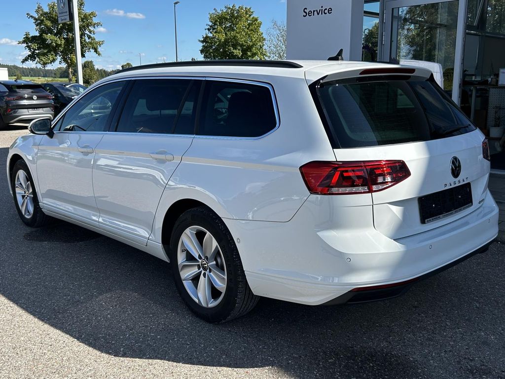 Volkswagen PASSAT VARIANT 2021 г. Белый, пробег 54427 км