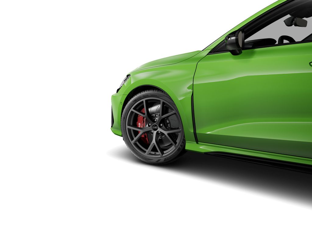 Audi RS3 2025 г. Зелёный, пробег 7350 км