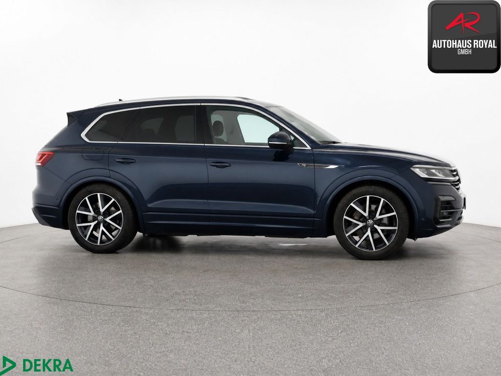 Volkswagen Touareg 2022 г. Синий, пробег 50605 км