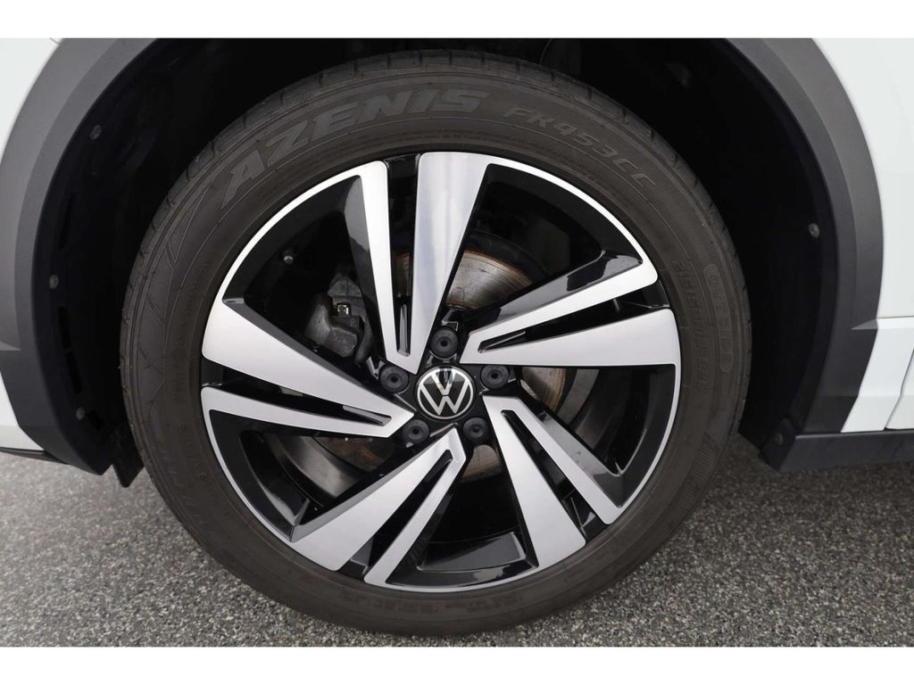 Volkswagen T-Roc 2022 г. Белый, пробег 44191 км