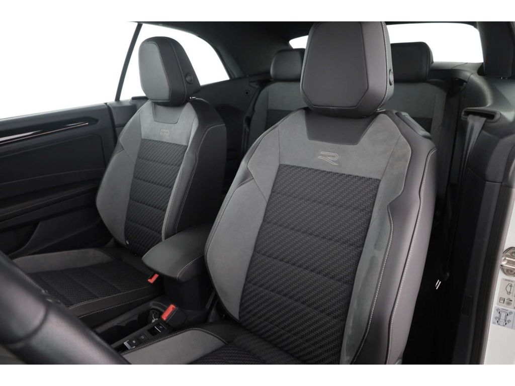 Volkswagen T-Roc 2022 г. Белый, пробег 44191 км