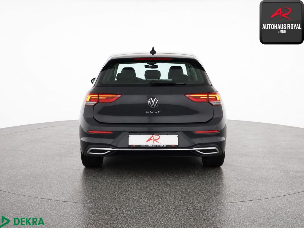 Volkswagen Golf 2024 г. Серый, пробег 24974 км