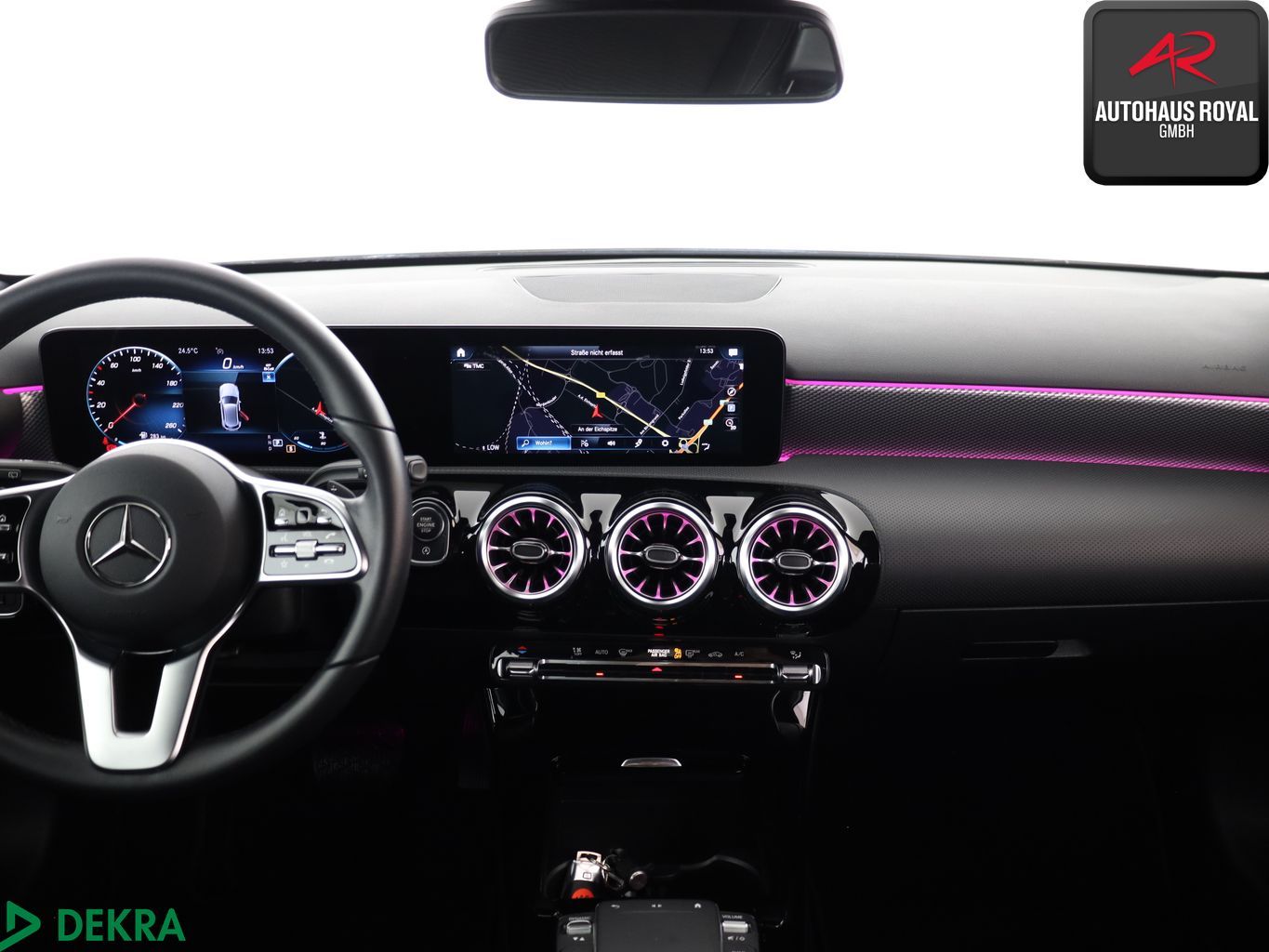Mercedes-Benz A 180 2022 г. Белый, пробег 38730 км