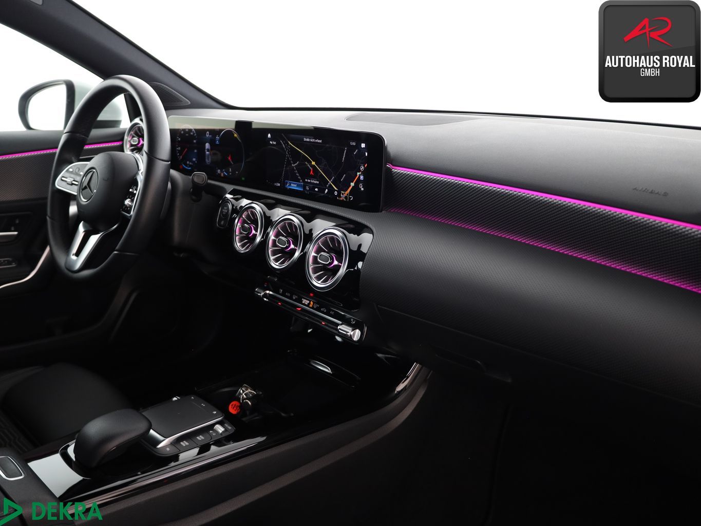 Mercedes-Benz A 180 2022 г. Белый, пробег 38730 км