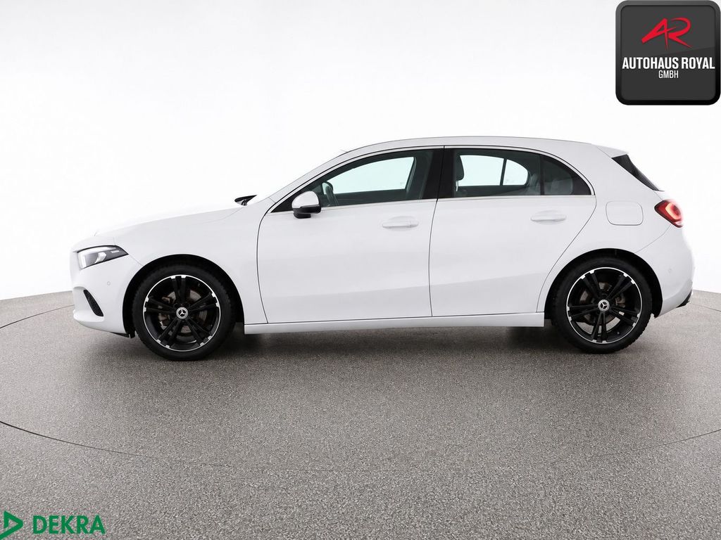Mercedes-Benz A 180 2022 г. Белый, пробег 38730 км