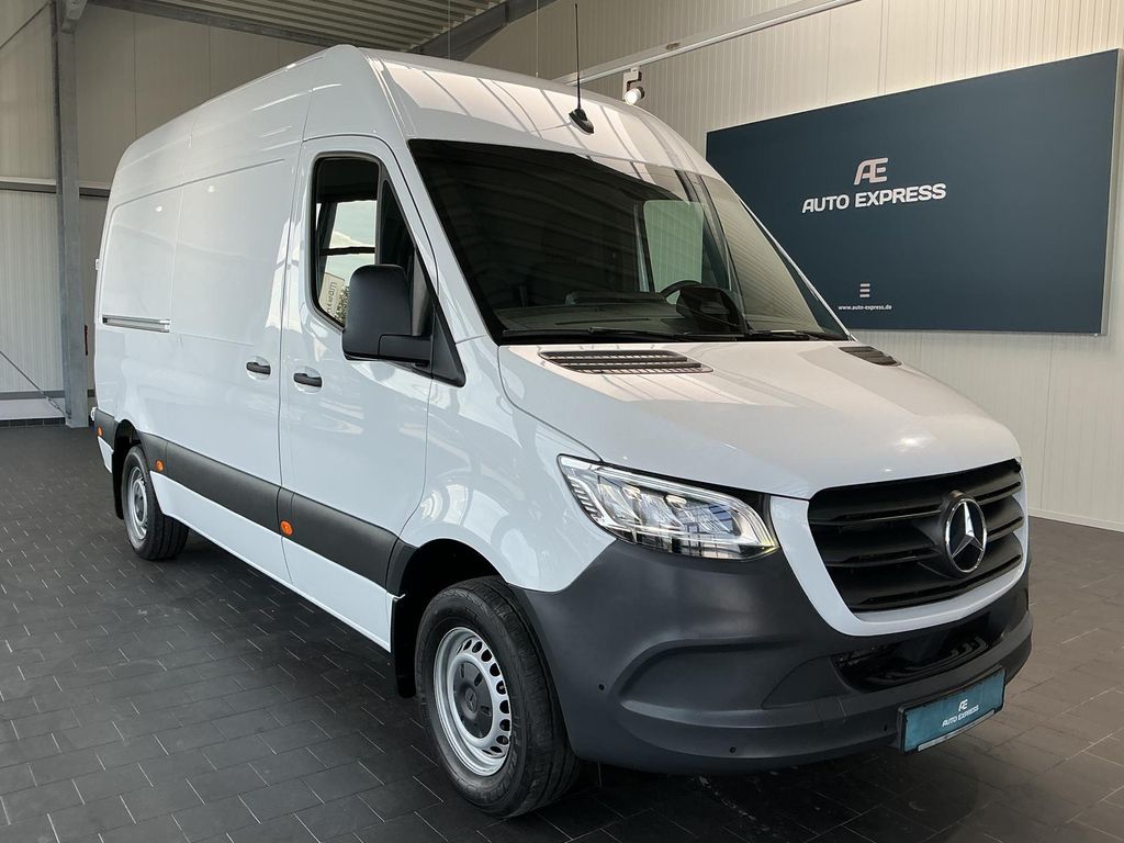Mercedes-Benz SPRINTER 2025 г. Белый, пробег 44428 км