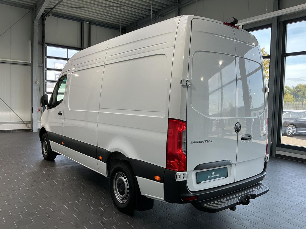 Mercedes-Benz SPRINTER 2025 г. Белый, пробег 44428 км