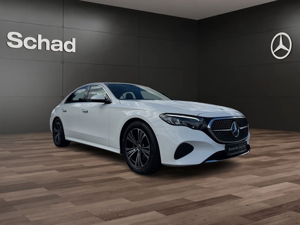 Mercedes-Benz E 220 2025 г. Белый, пробег 25175 км
