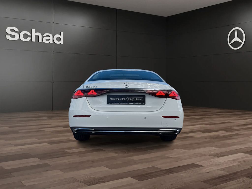 Mercedes-Benz E 220 2025 г. Белый, пробег 25175 км