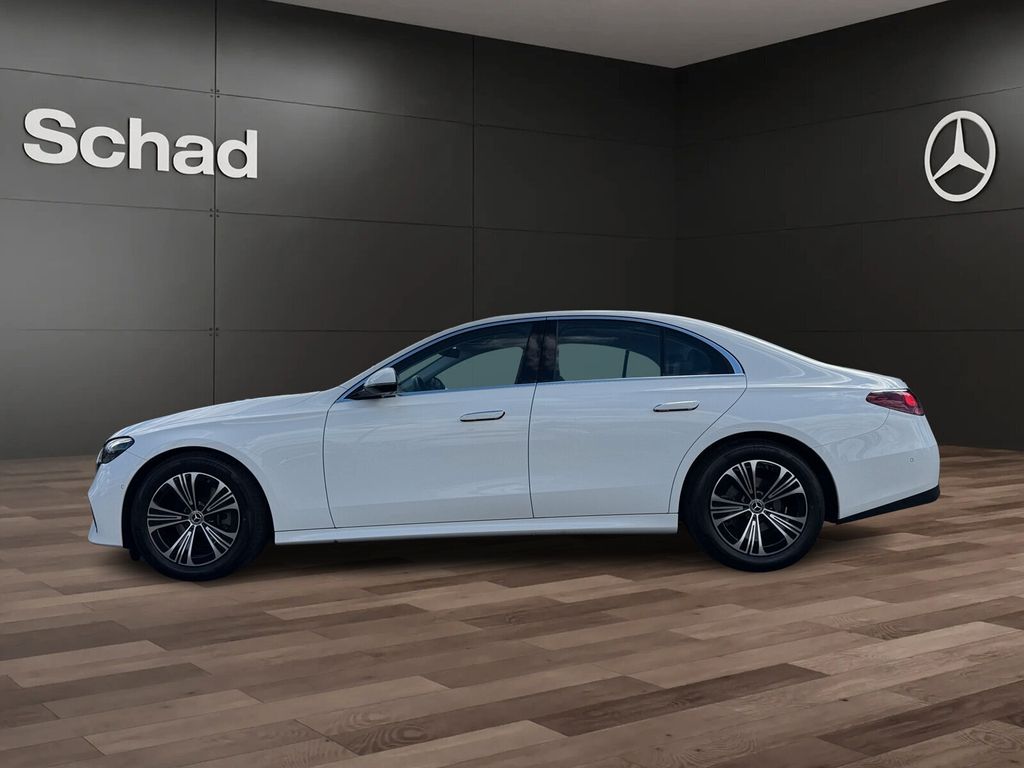 Mercedes-Benz E 220 2025 г. Белый, пробег 25175 км