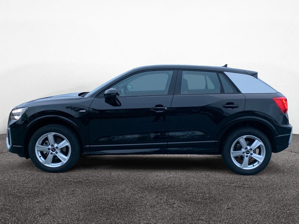 Audi Q2 2025 г. Чёрный, пробег 10574 км