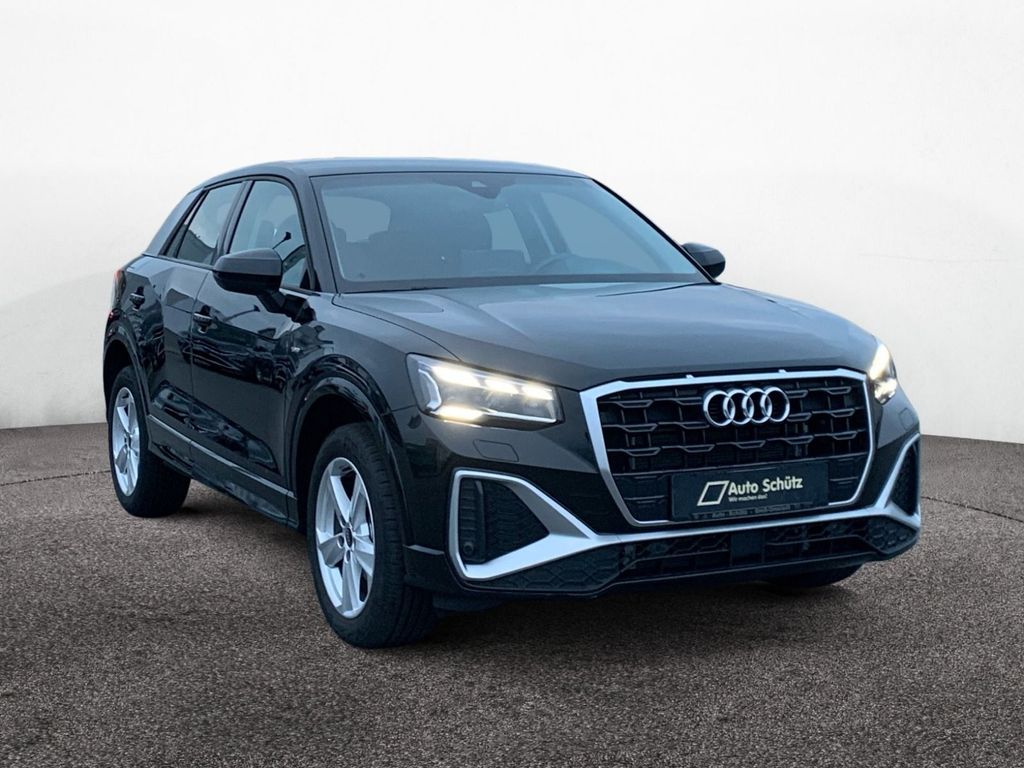 Audi Q2 2025 г. Чёрный, пробег 10574 км