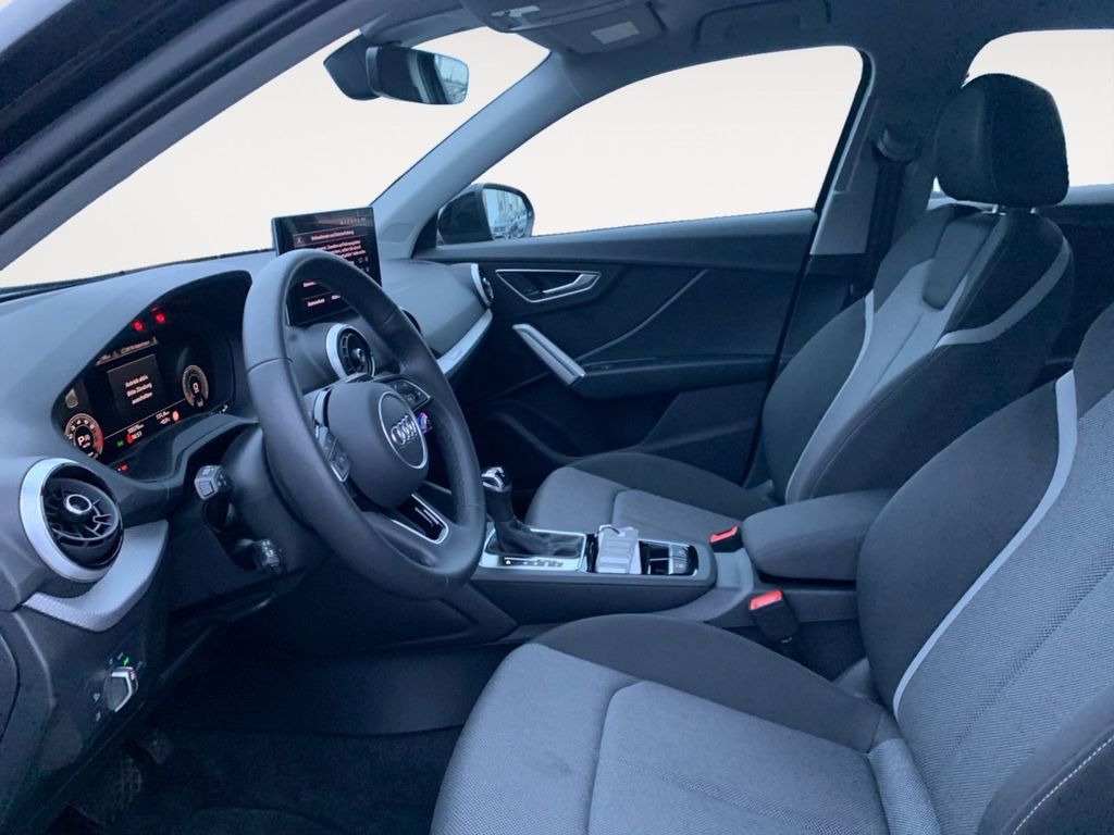 Audi Q2 2025 г. Чёрный, пробег 10574 км