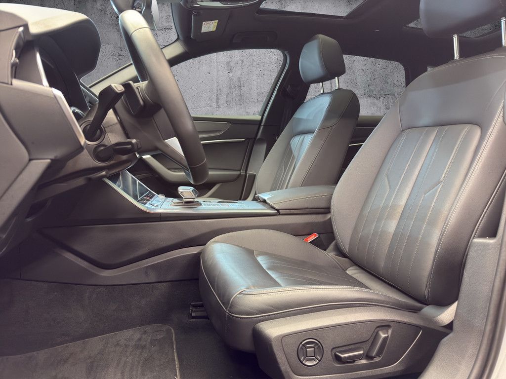 Audi A6 2025 г. Серебристый, пробег 51735 км
