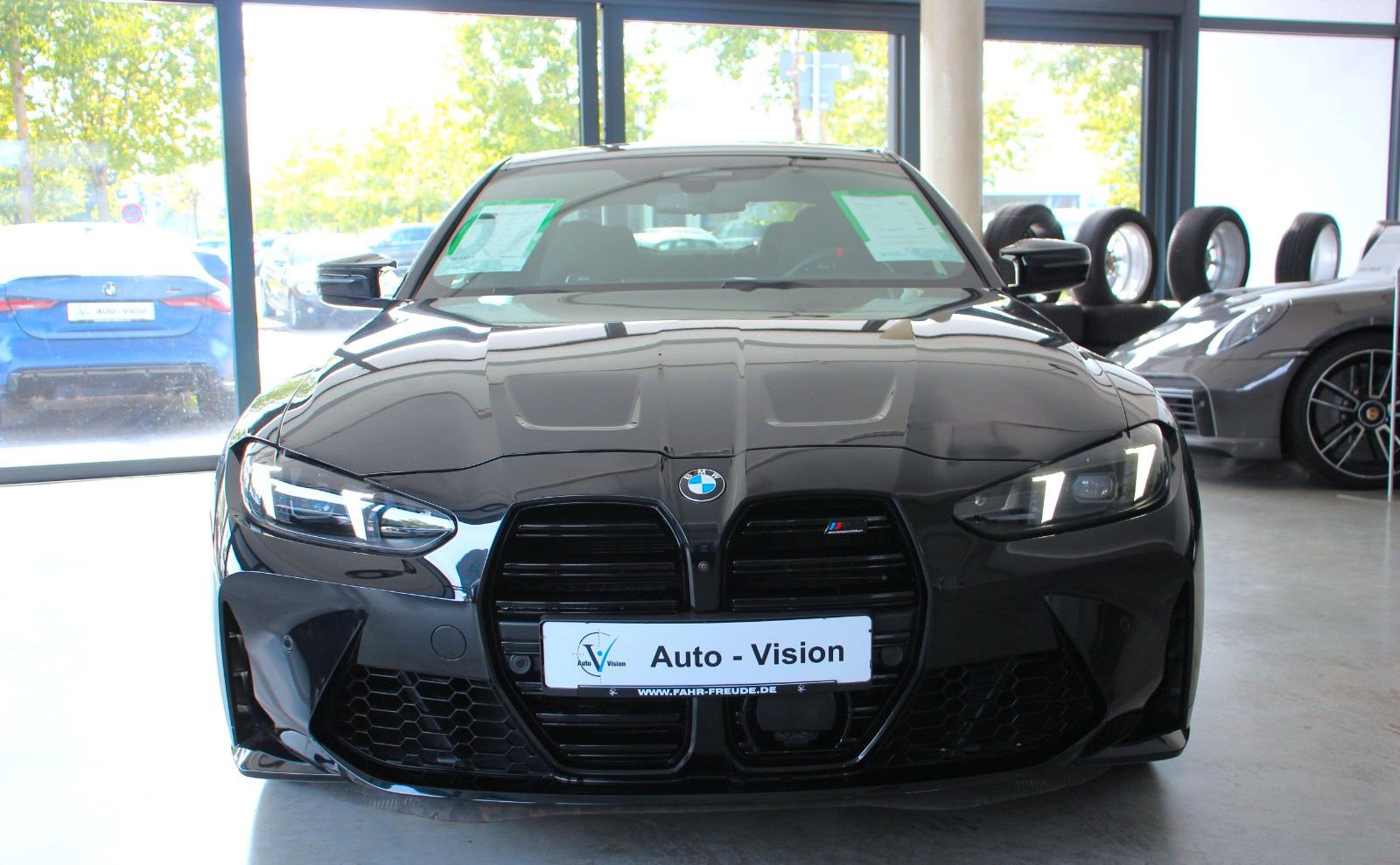 BMW M4 2024 г. Чёрный, пробег 39600 км