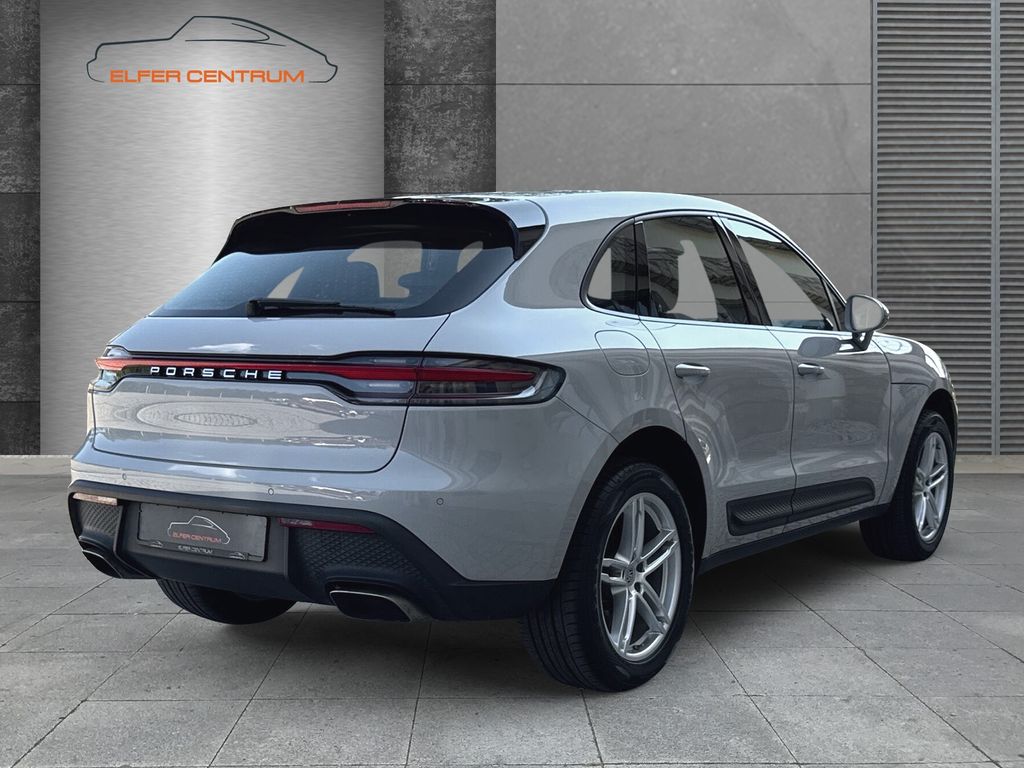 Porsche Macan 2023 г. Серый, пробег 44445 км