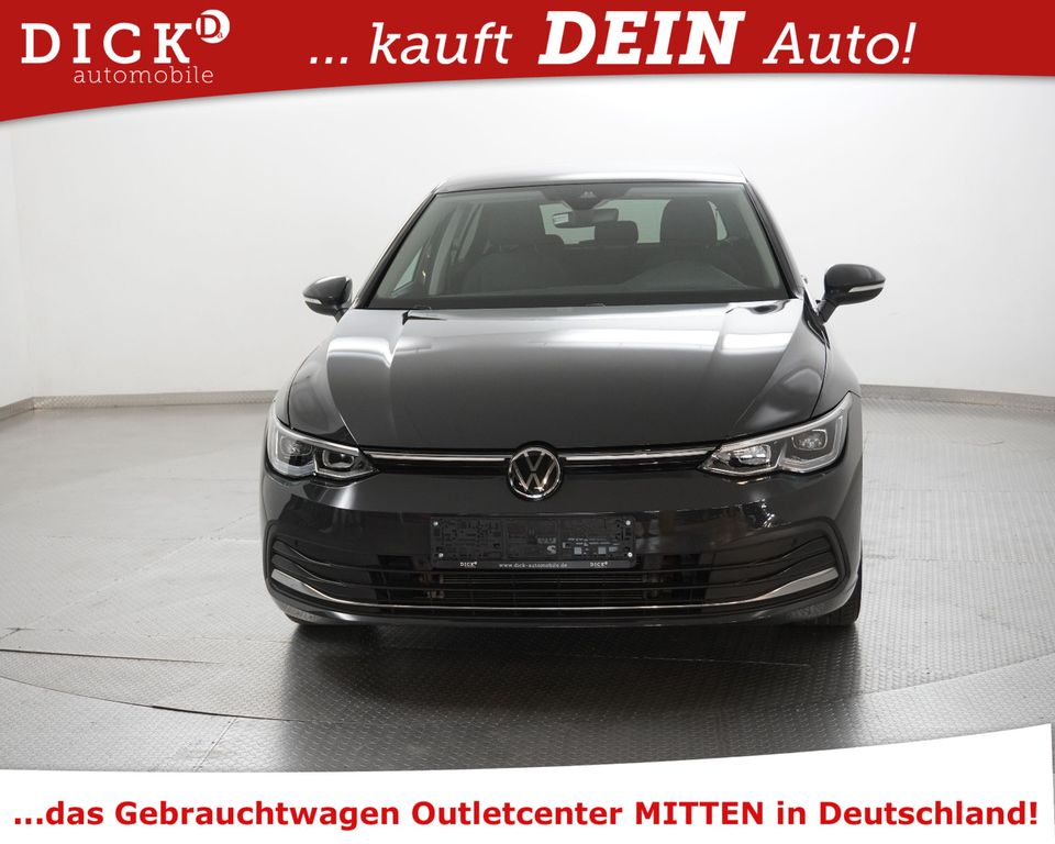 Volkswagen Golf 2024 г. Серый, пробег 32876 км