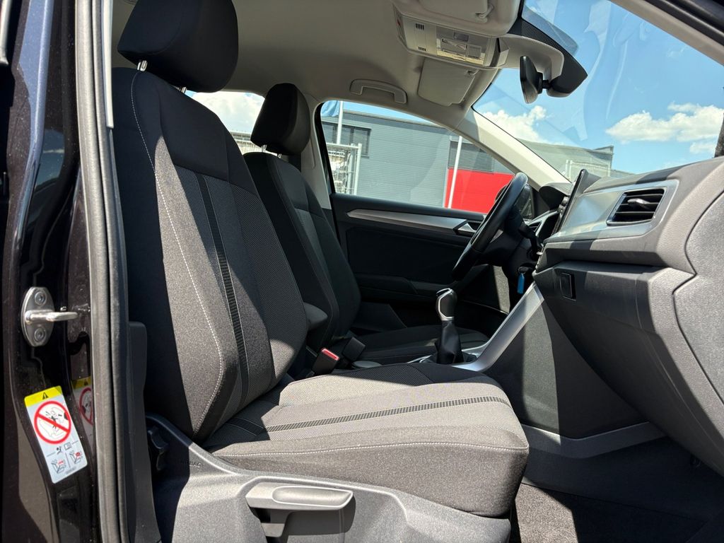 Volkswagen T-Roc 2022 г. Чёрный, пробег 45115 км