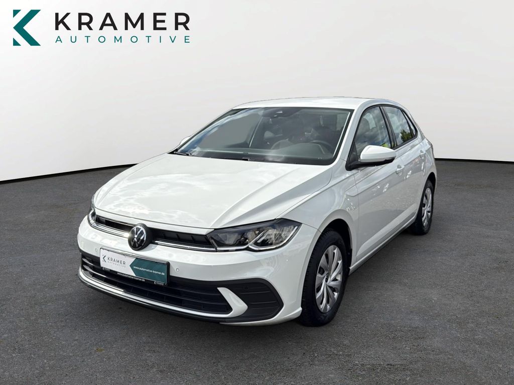 Volkswagen Polo 2023 г. Белый, пробег 55000 км