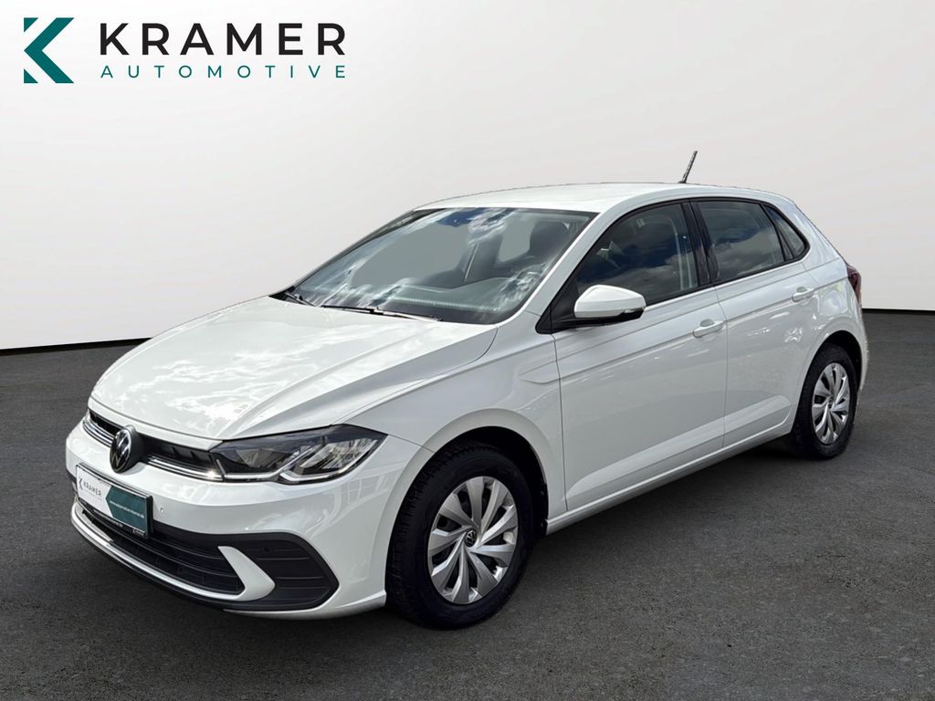 Volkswagen Polo 2023 г. Белый, пробег 55000 км