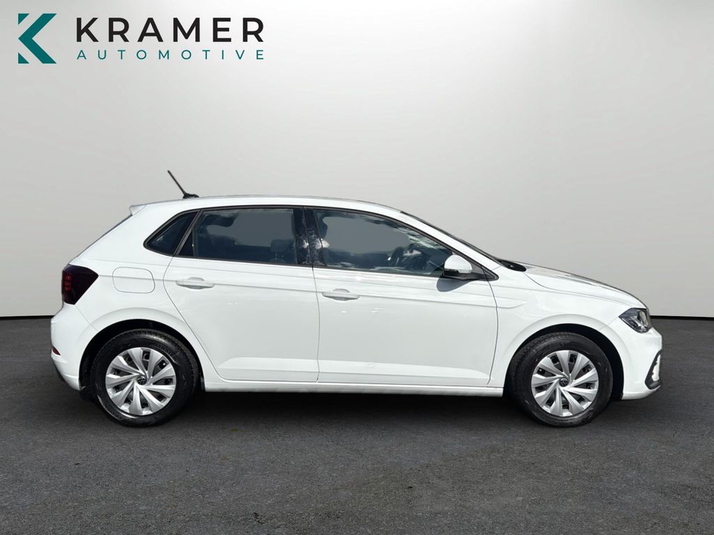 Volkswagen Polo 2023 г. Белый, пробег 55000 км