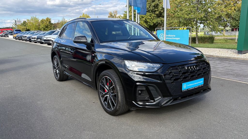 Audi Q5 2021 г. Чёрный, пробег 55625 км