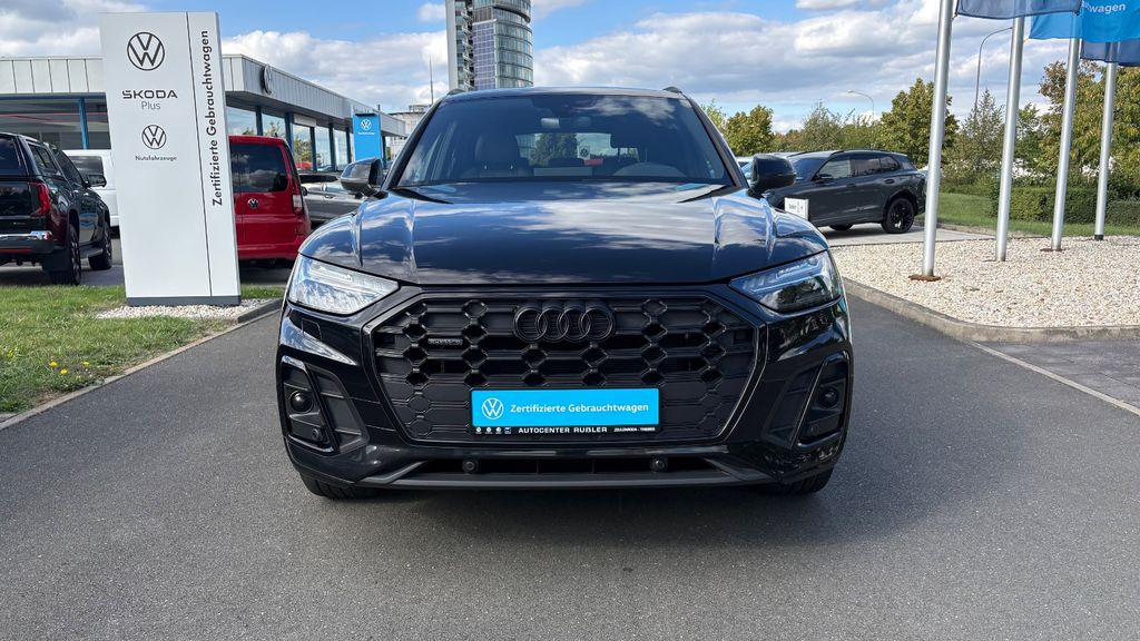 Audi Q5 2021 г. Чёрный, пробег 55625 км