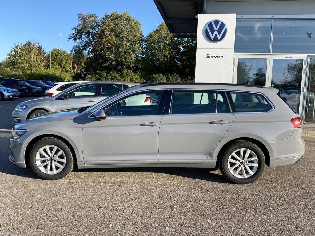 Volkswagen PASSAT VARIANT 2023 г. Серый, пробег 55554 км