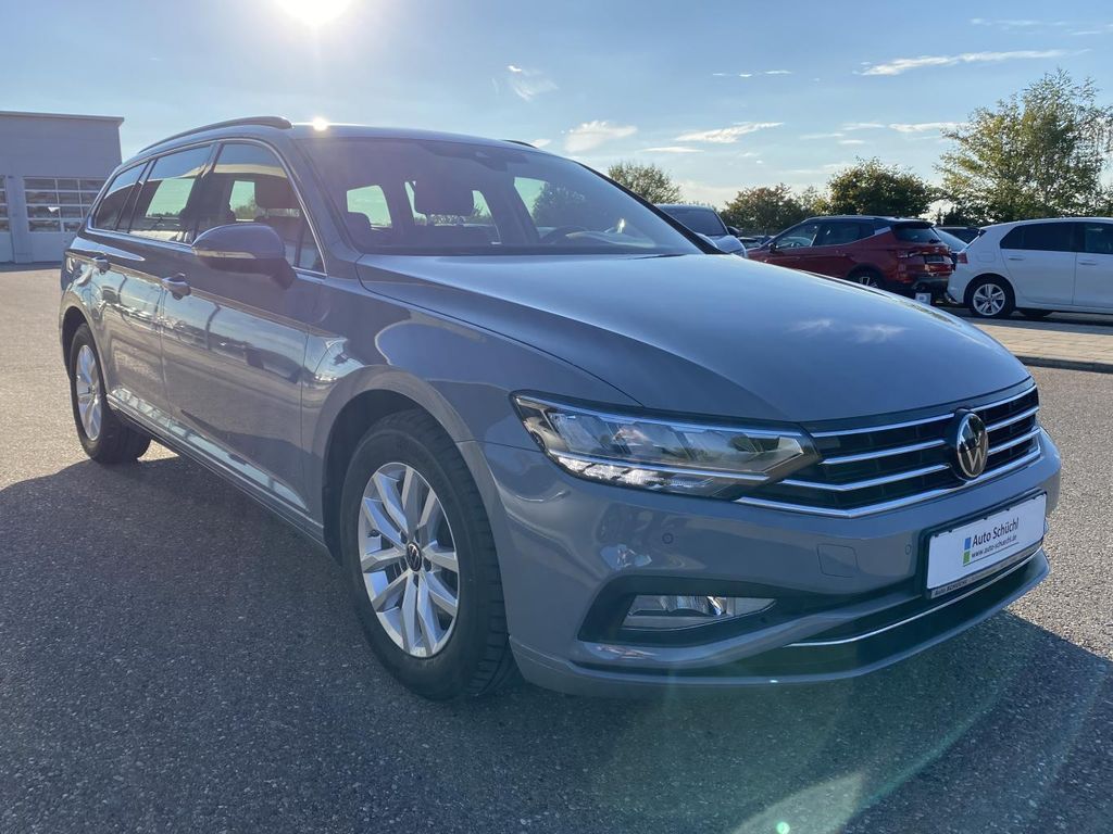 Volkswagen PASSAT VARIANT 2023 г. Серый, пробег 55554 км