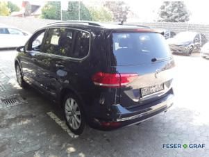 Volkswagen Touran 2024 г. Чёрный, пробег 16700 км