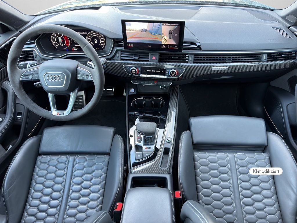 Audi RS4 2025 г. Зелёный, пробег 47200 км
