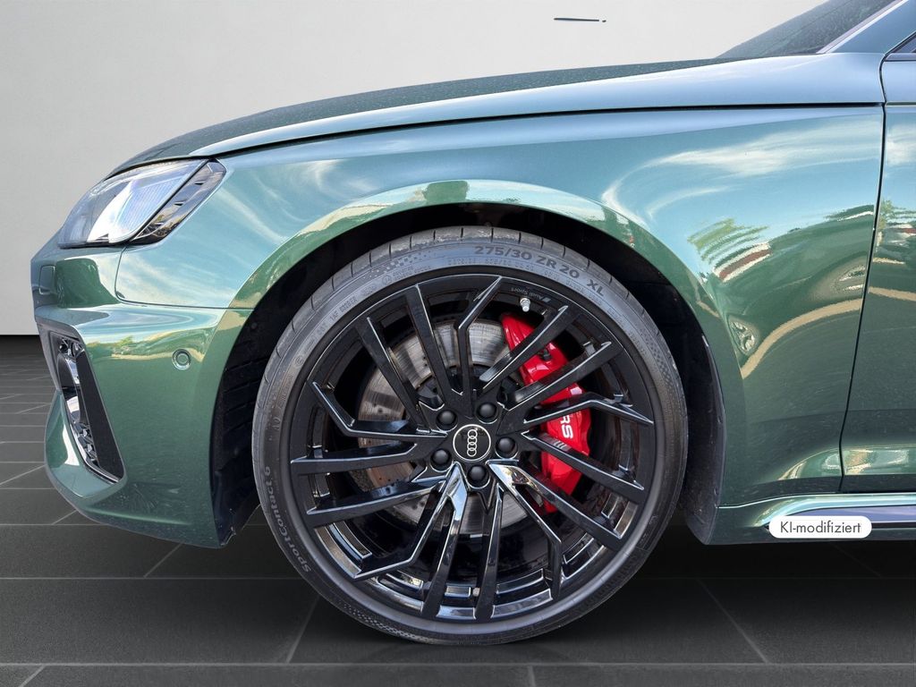 Audi RS4 2025 г. Зелёный, пробег 47200 км