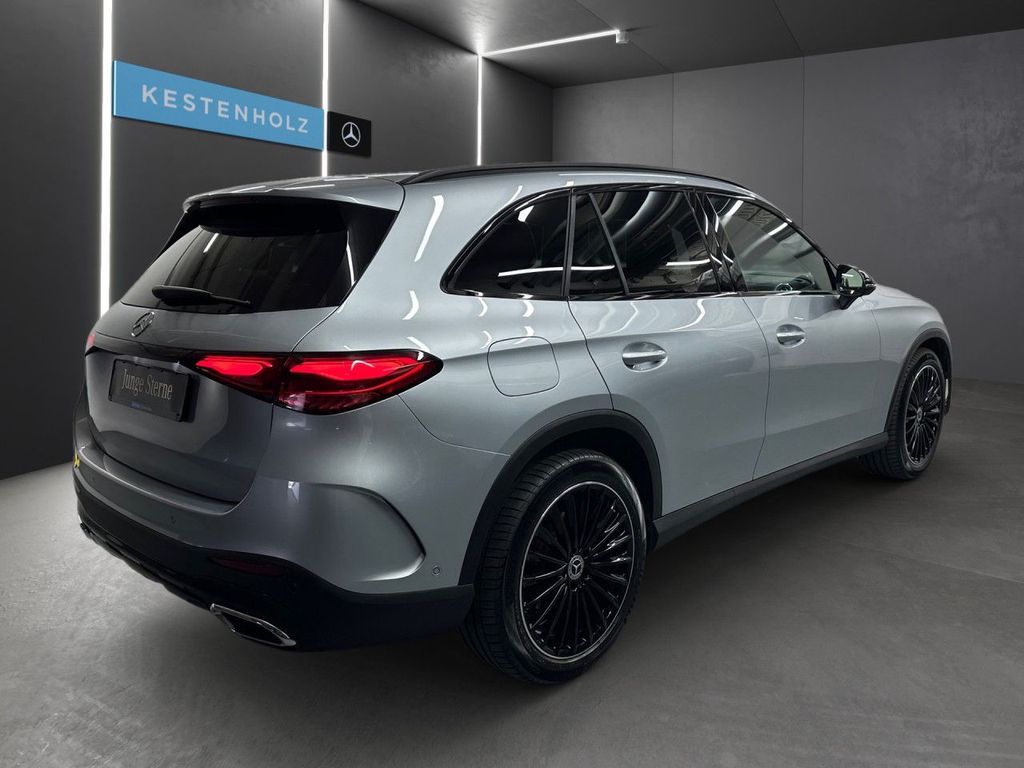 Mercedes-Benz GLC 220 2024 г. Серебристый, пробег 29829 км