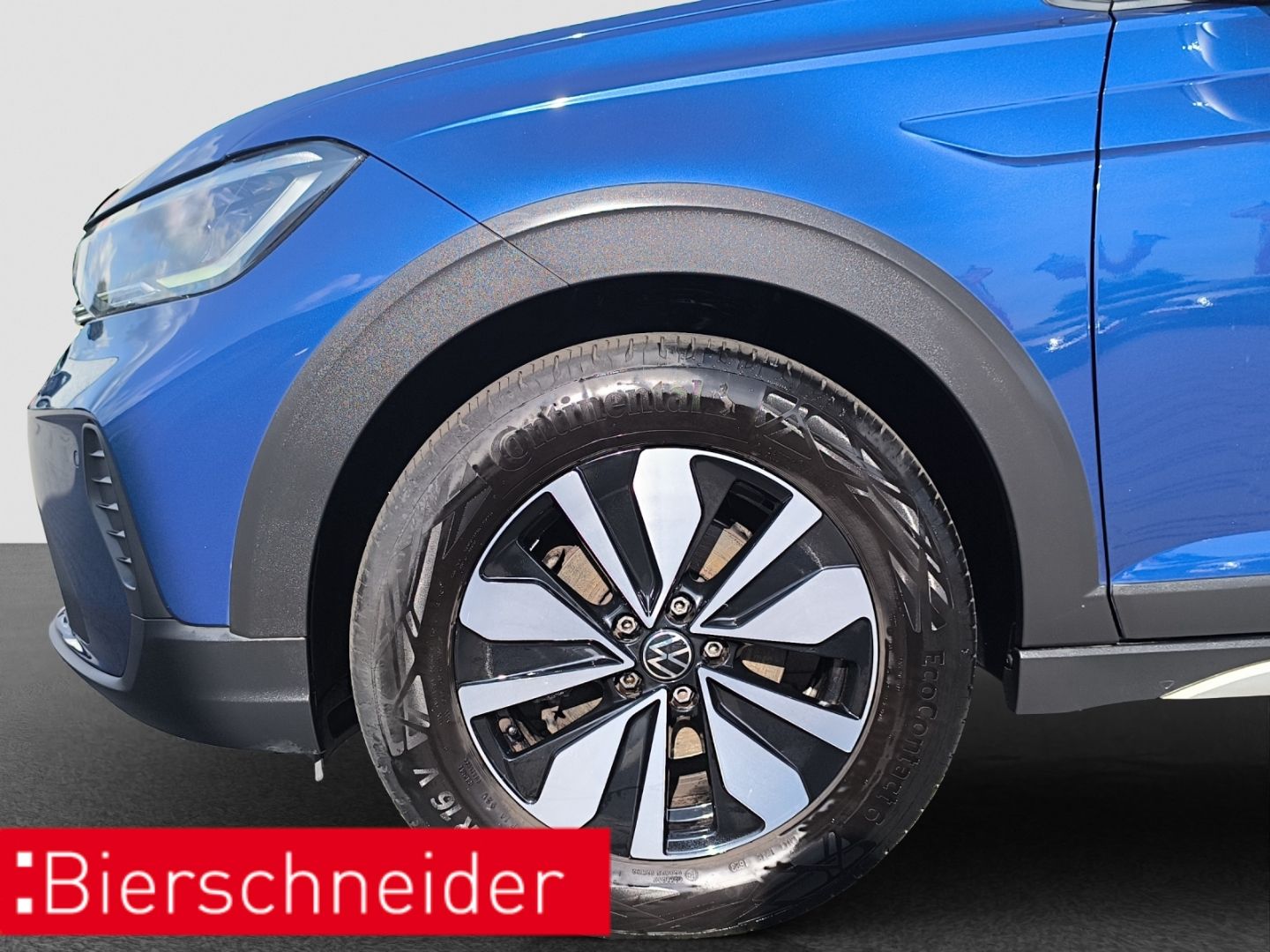 Volkswagen Taigo 2023 г. Синий, пробег 22900 км