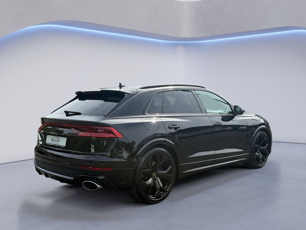 Audi RSQ8 2024 г. Чёрный, пробег 39210 км